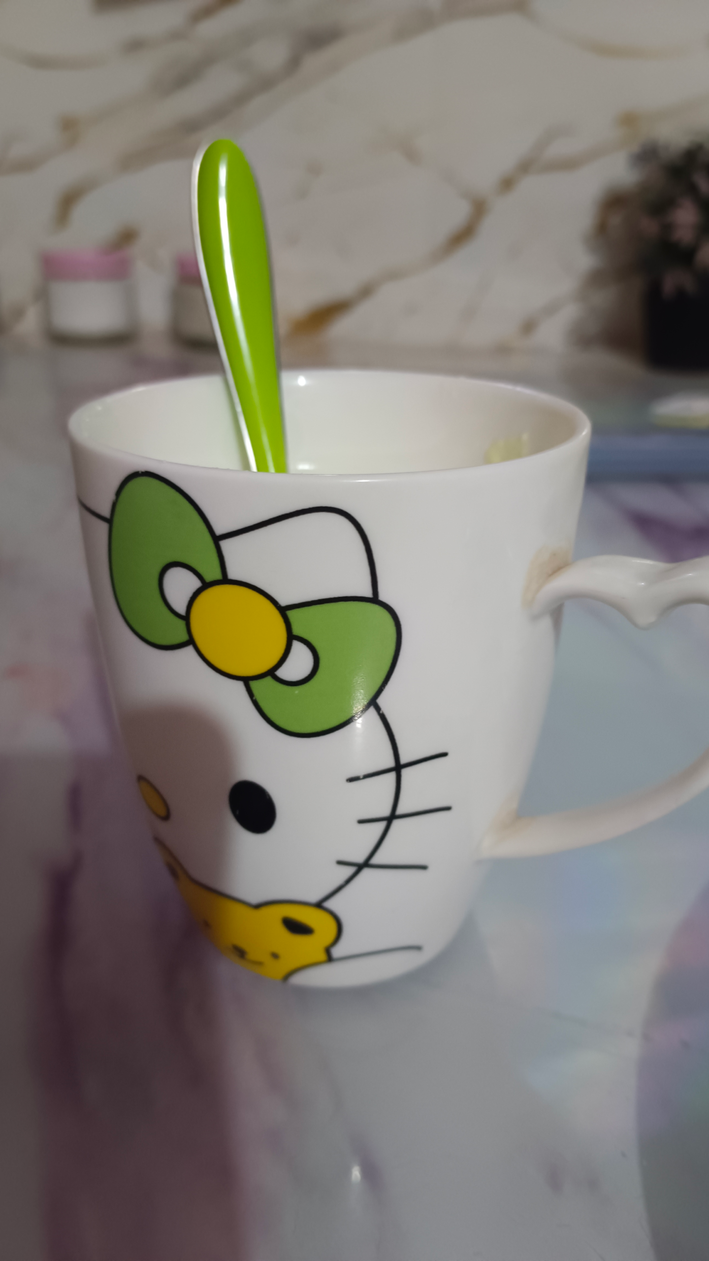 Cup with milk hello kitty